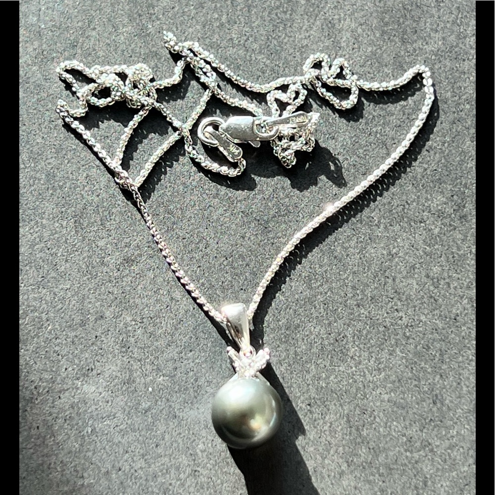 14k Tahitian Pearl Diamond necklace - Picture 2 of 10